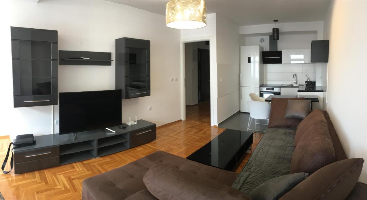 Apartman City Center 3-Setaliste 普里耶多尔 外观 照片