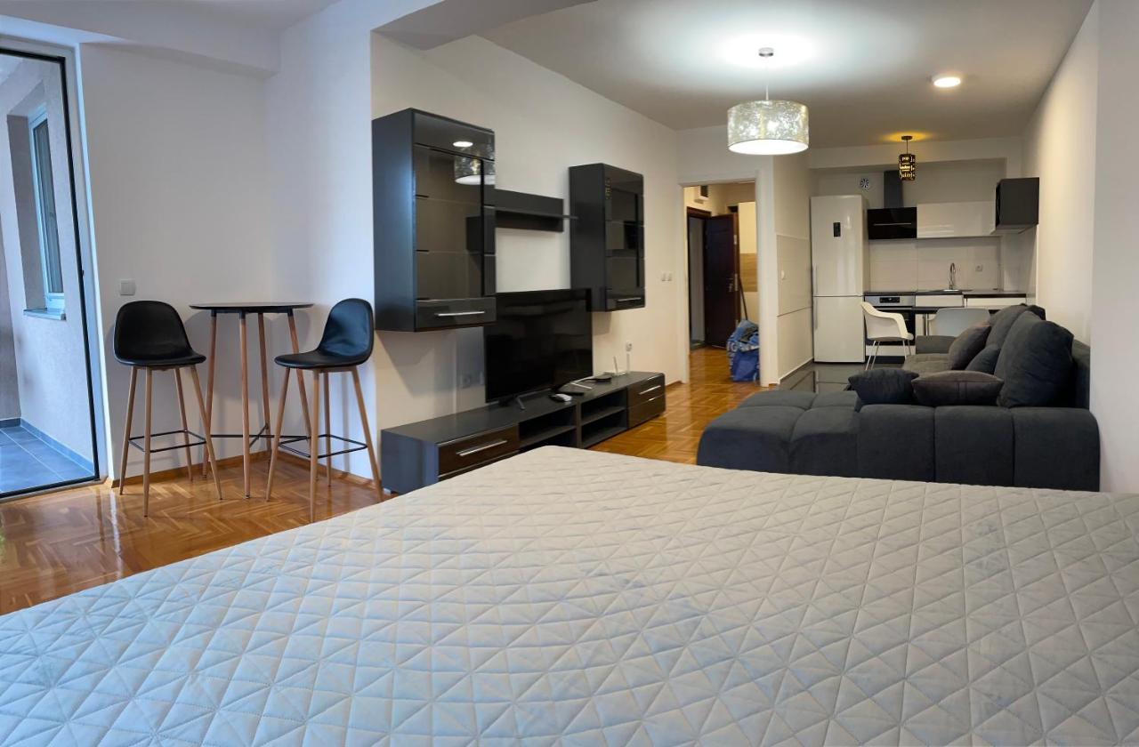 Apartman City Center 3-Setaliste 普里耶多尔 外观 照片