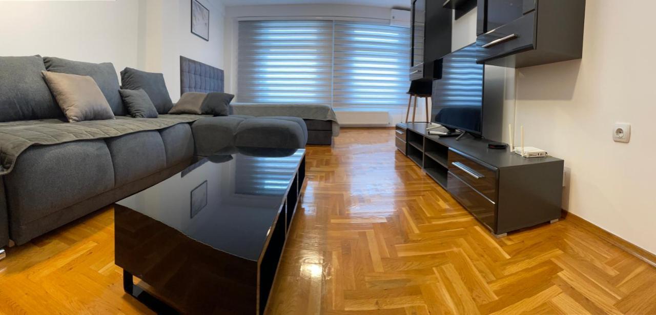 Apartman City Center 3-Setaliste 普里耶多尔 外观 照片