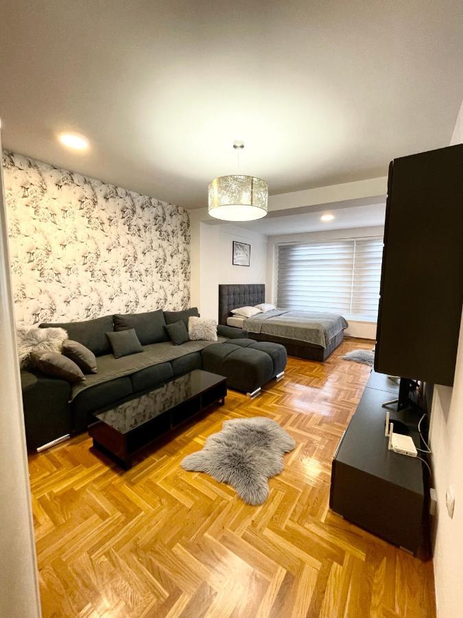 Apartman City Center 3-Setaliste 普里耶多尔 外观 照片